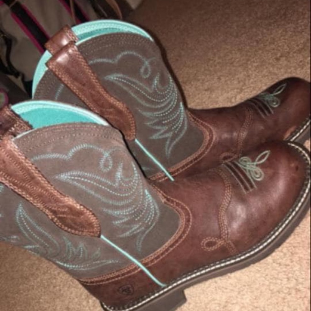 Ariat cowboy boots